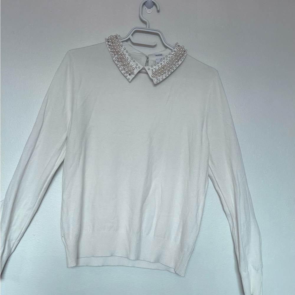 White Pearl-Collar Knit Sweater - Women's